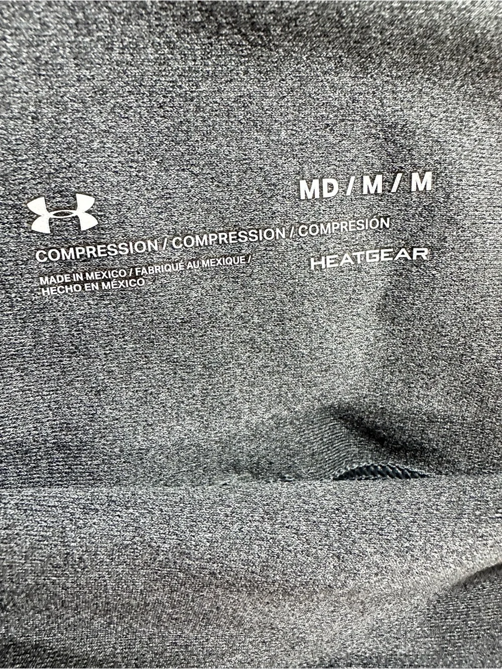 Under Armour Women’s M Dark Gray Cropped Performance Leggings
